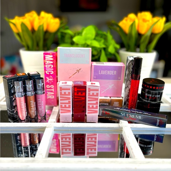 🔥🔥BUY NOW to win Louis Vuitton wallet OR Kate ♠️ bundle. (Value: $525) - Picture 3 of 17